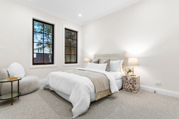 11BCherrybrookRoadWestPennantHills08-HQ